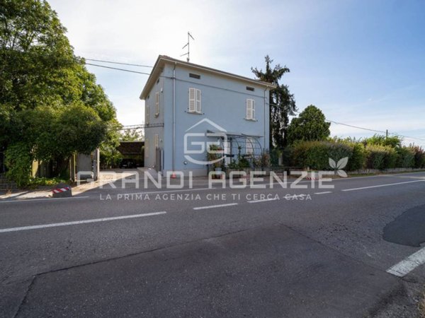 casa indipendente in vendita a Fidenza in zona Santa Margherita
