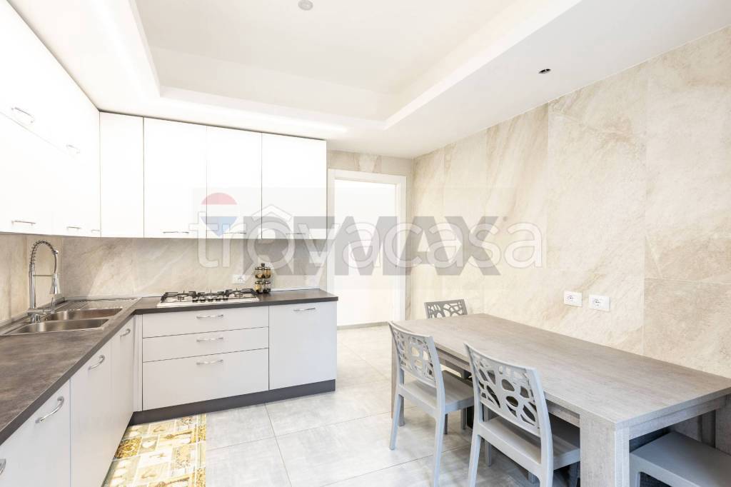 casa indipendente in vendita a Fidenza