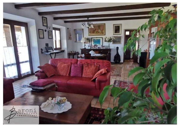 casa indipendente in vendita a Fidenza