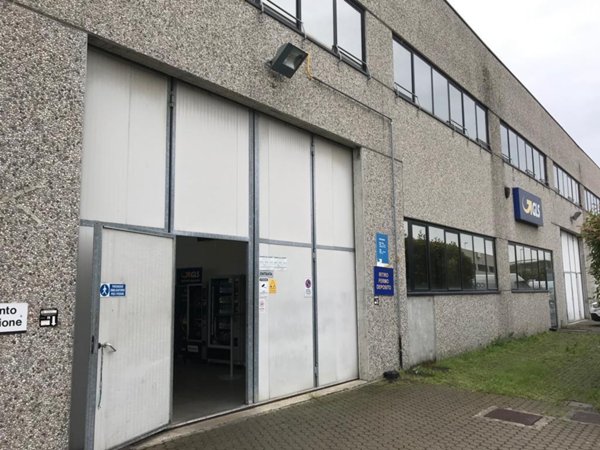 capannone in vendita a Fidenza