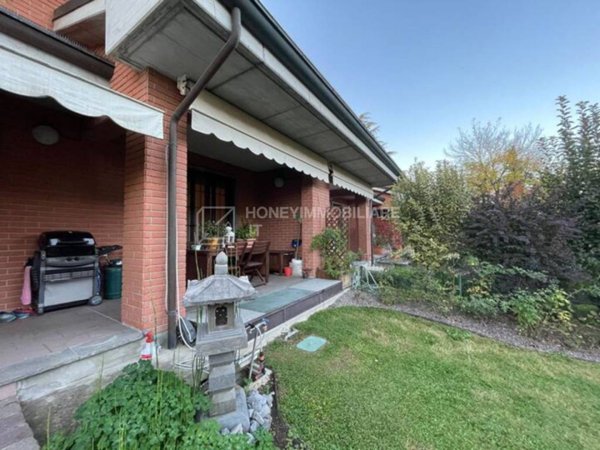 casa indipendente in vendita a Fidenza