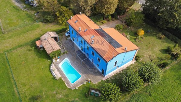 casa indipendente in vendita a Fidenza