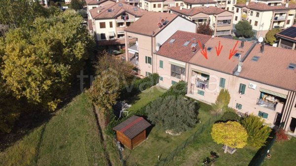 casa indipendente in vendita a Fidenza