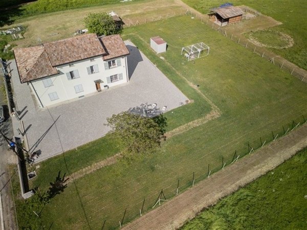 casa indipendente in vendita a Fidenza in zona San Faustino