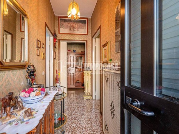 casa indipendente in vendita a Fidenza