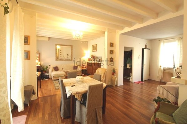 casa indipendente in vendita a Fidenza in zona Monfestone