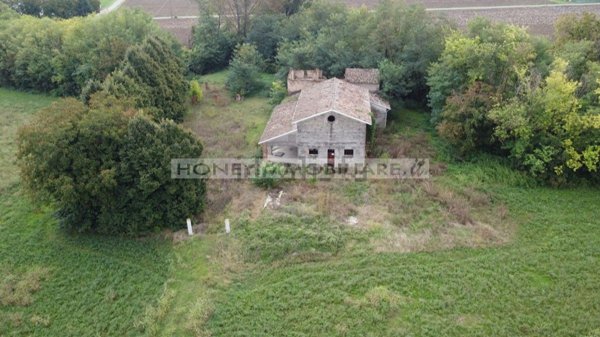 casale in vendita a Fidenza