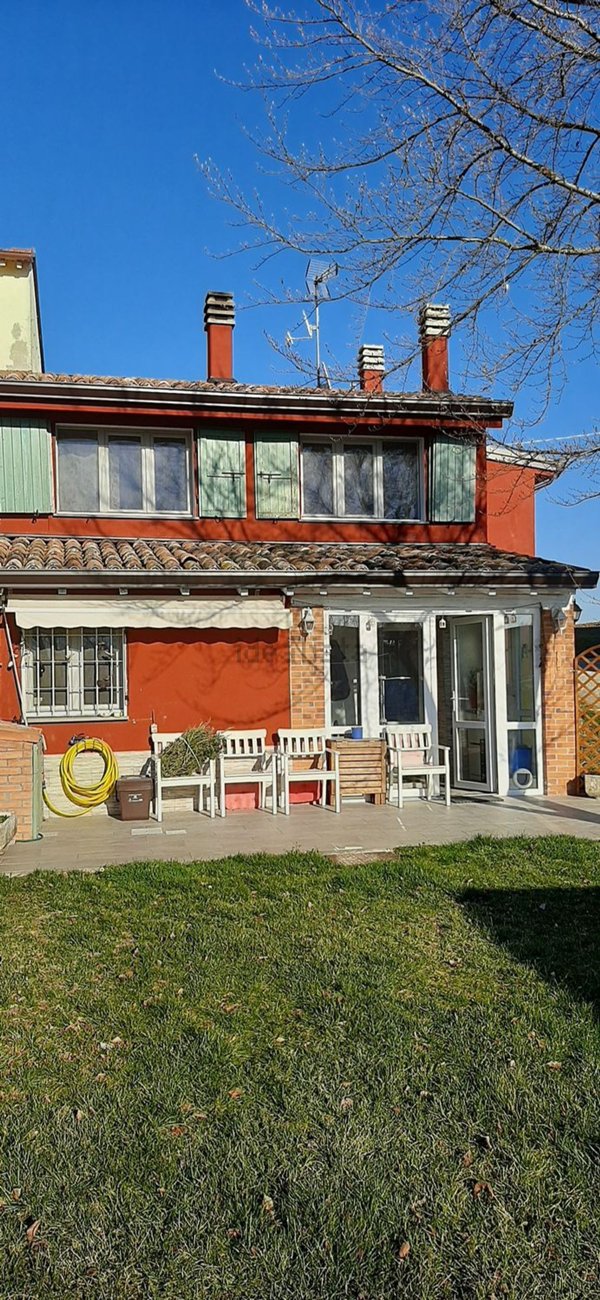 pentavano in vendita a Fidenza