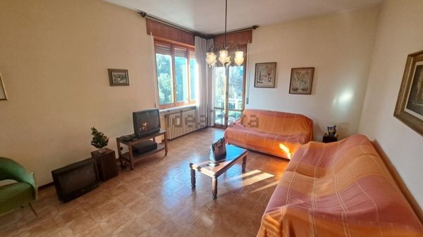 casa indipendente in vendita a Fidenza