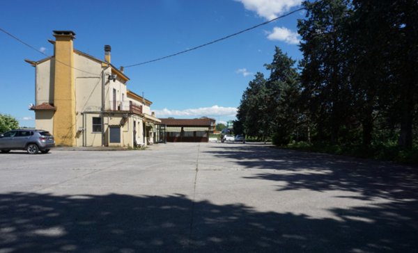 negozio in vendita a Fidenza