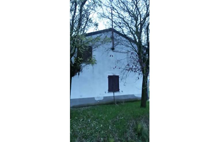 casa indipendente in vendita a Fidenza in zona Castione Marchesi