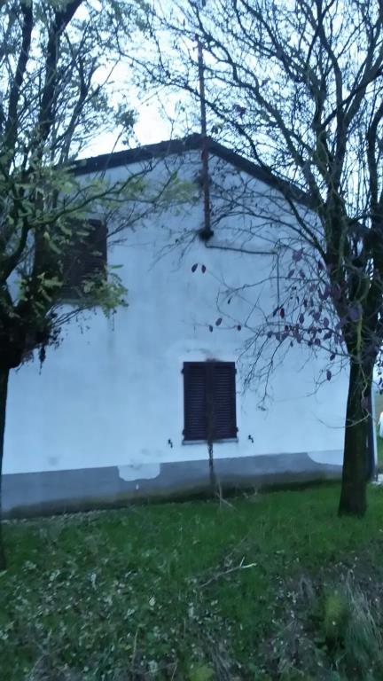 casa indipendente in vendita a Fidenza in zona Castione Marchesi