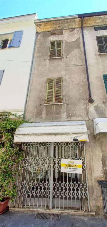 casa indipendente in vendita a Fidenza