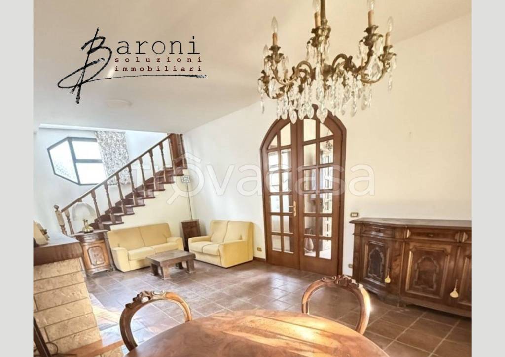 casa indipendente in vendita a Fidenza