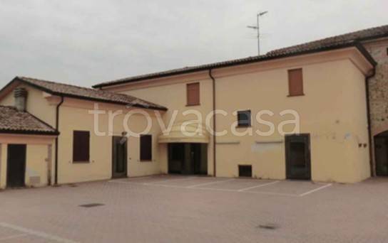 negozio in vendita a Fidenza in zona Rimale