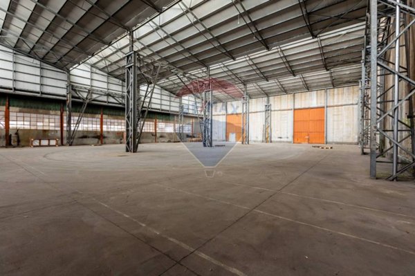 capannone in vendita a Fidenza