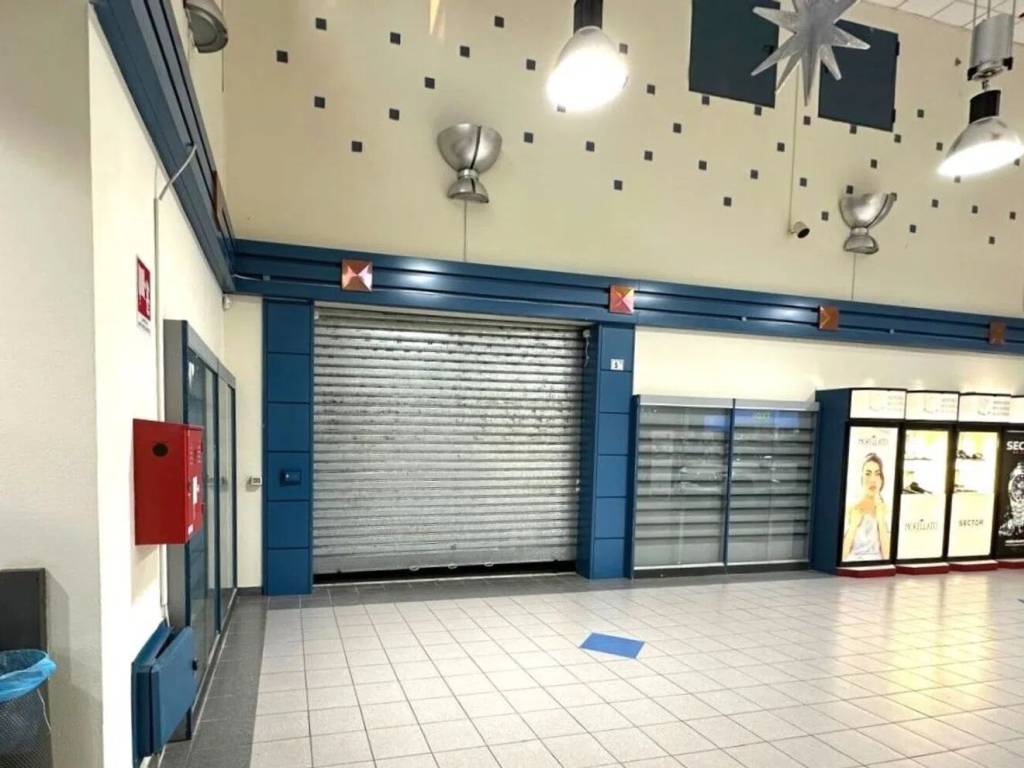 negozio in vendita a Fidenza