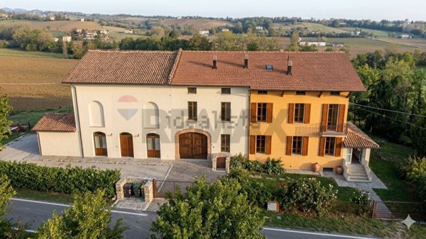 casale in vendita a Fidenza