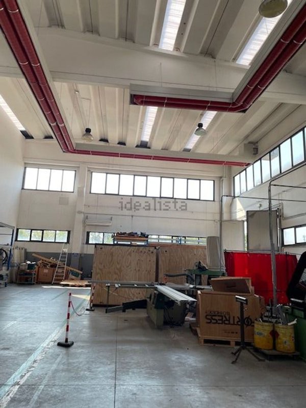 capannone in vendita a Fidenza