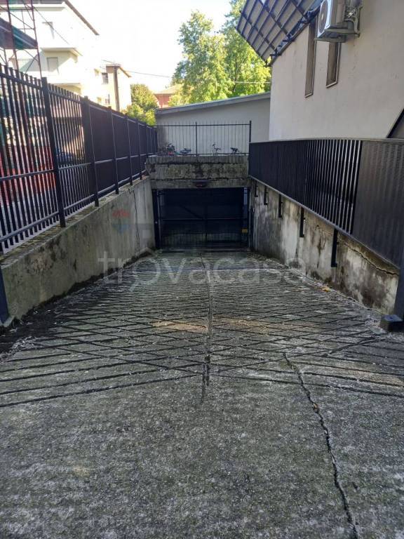 locale di sgombero in vendita a Fidenza