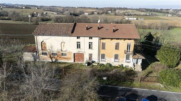 casa indipendente in vendita a Fidenza in zona Santa Margherita