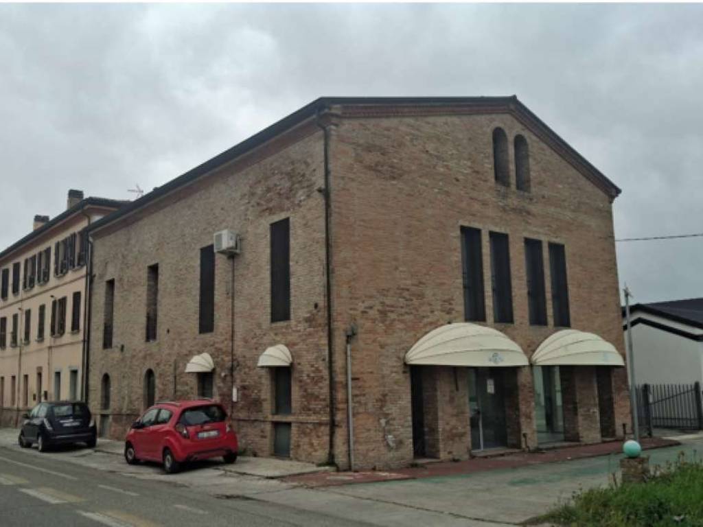 negozio in vendita a Fidenza in zona San Faustino