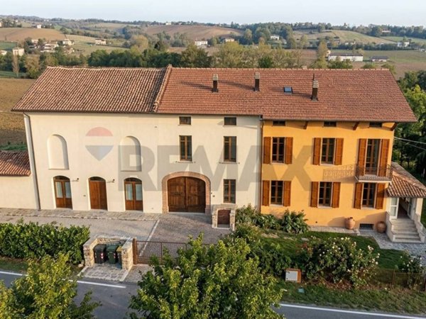 casale in vendita a Fidenza