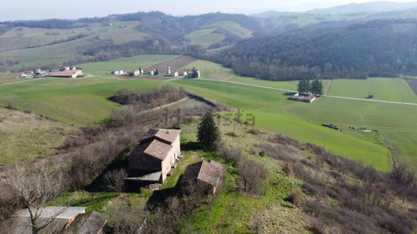 casale in vendita a Fidenza