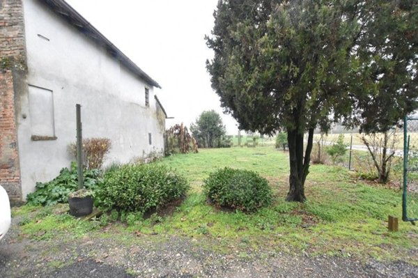 casa indipendente in vendita a Fidenza in zona Rimale