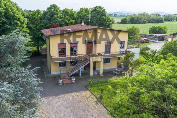 casa indipendente in vendita a Fidenza in zona Fornio