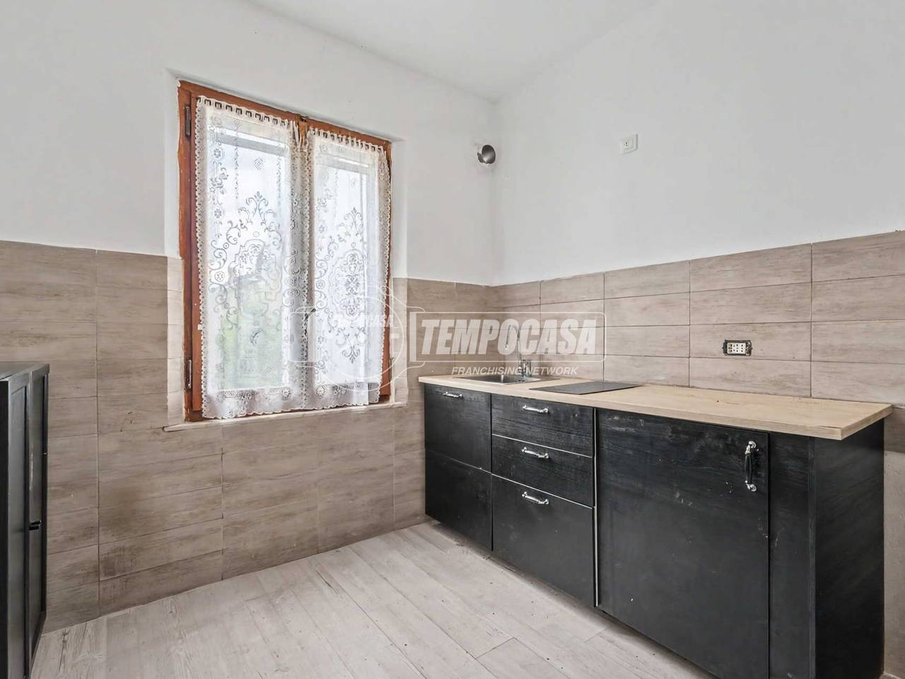 casa indipendente in vendita a Fidenza