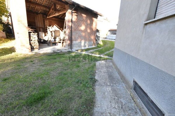 casa indipendente in vendita a Fidenza in zona Pieve Cusignano