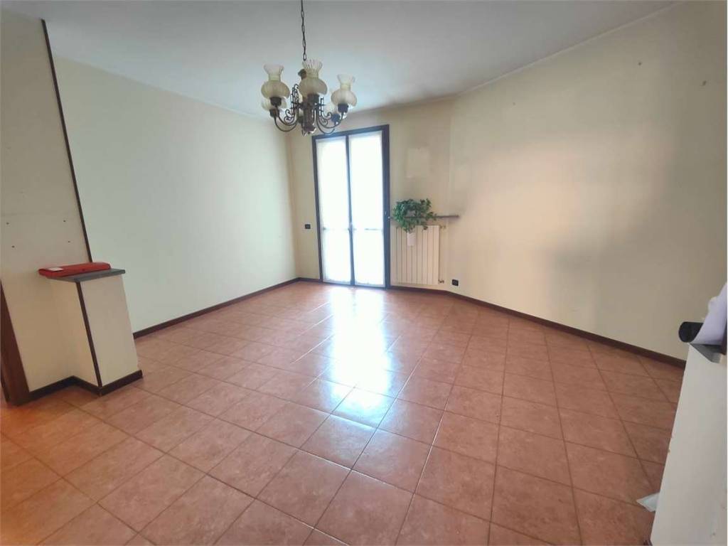 appartamento in vendita a Fidenza in zona Monfestone