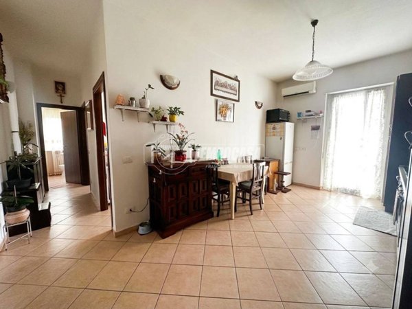 appartamento in vendita a Fidenza in zona Monfestone
