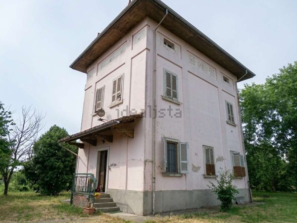 casa indipendente in vendita a Fidenza