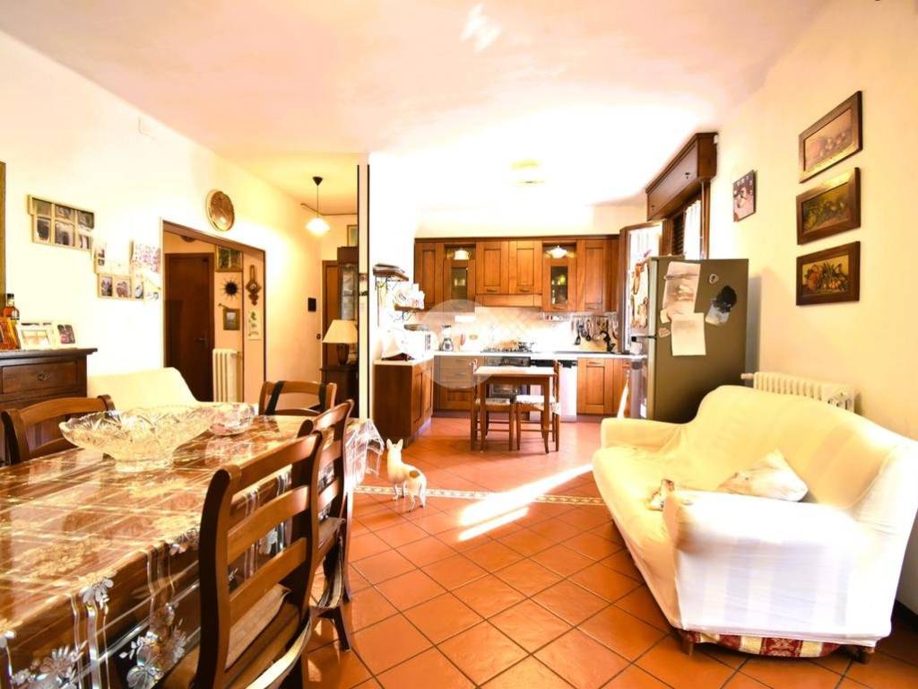 appartamento in vendita a Fidenza in zona Monfestone
