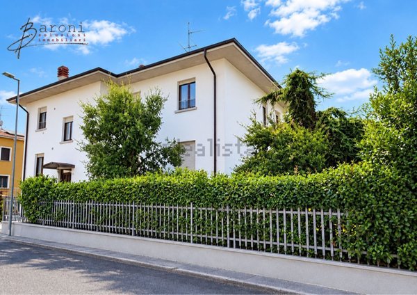 casa indipendente in vendita a Fidenza in zona Monfestone
