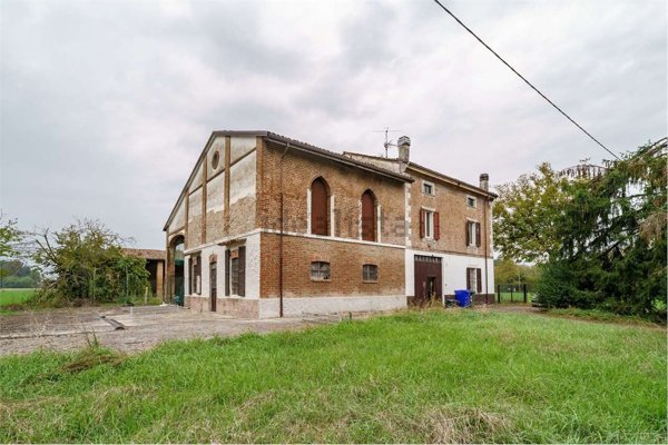 casa indipendente in vendita a Fidenza in zona Santa Margherita
