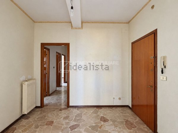 appartamento in vendita a Fidenza in zona Monfestone