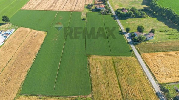 terreno agricolo in vendita a Fidenza in zona Castione Marchesi