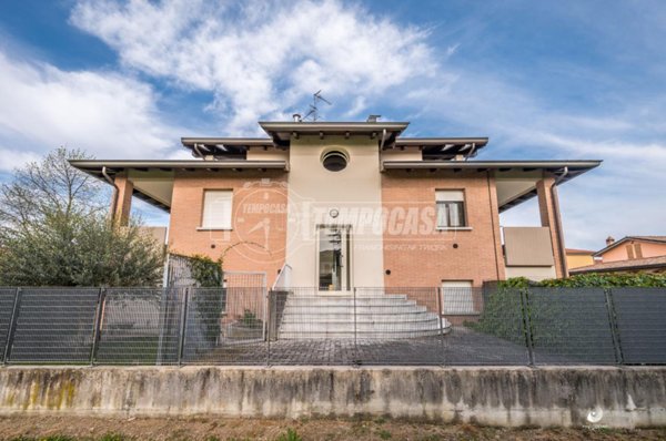 appartamento in vendita a Fontanellato in zona Parola