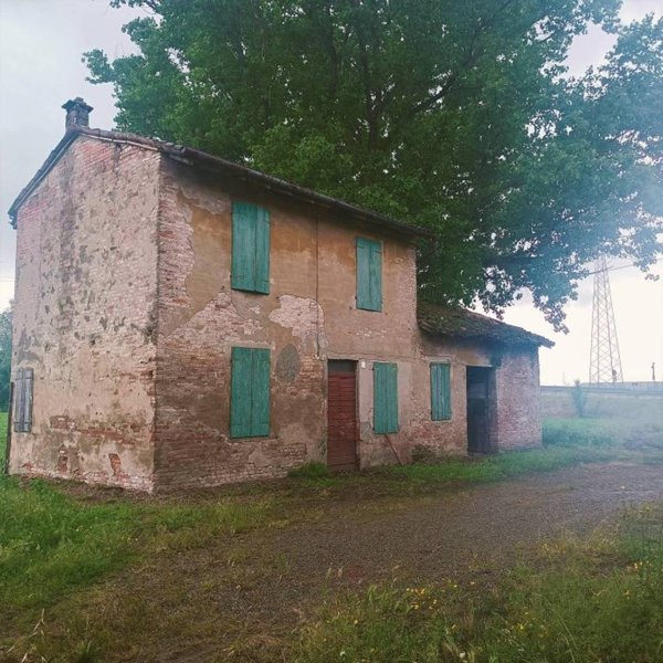 casa indipendente in vendita a Fontanellato in zona Albareto