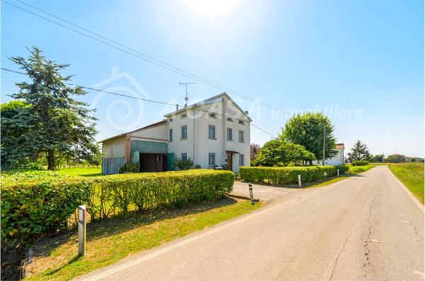 casa indipendente in vendita a Fontanellato