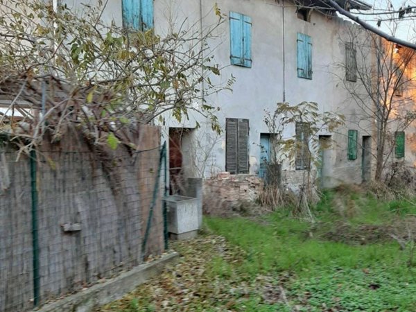 terreno edificabile in vendita a Fontanellato in zona Cannetolo