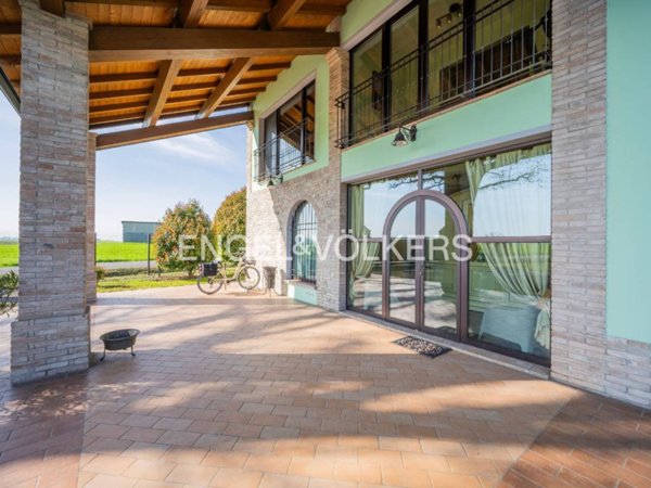 casa indipendente in vendita a Fontanellato