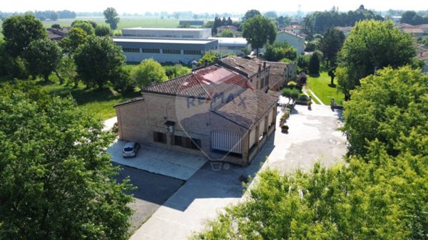 casale in vendita a Fontanellato in zona Cannetolo