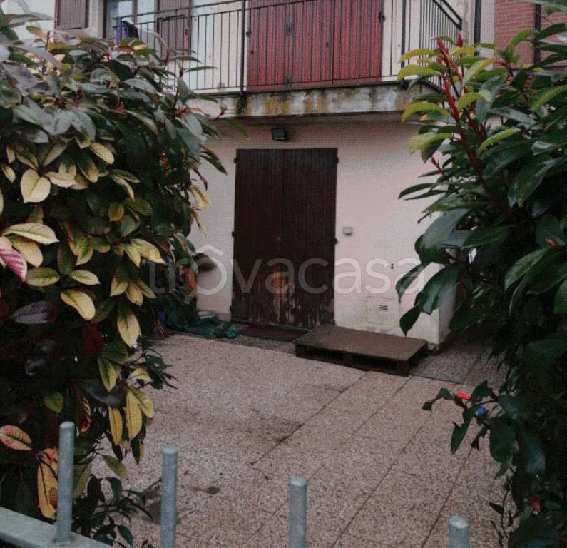 appartamento in vendita a Fontanellato in zona Casalbarbato