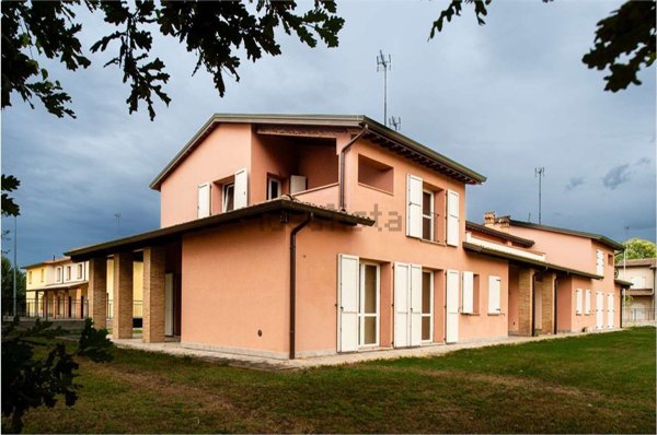 casa indipendente in vendita a Fontanellato in zona Paroletta