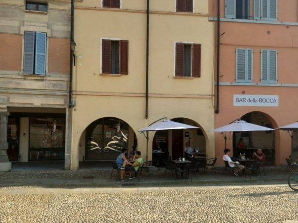 casa indipendente in vendita a Fontanellato