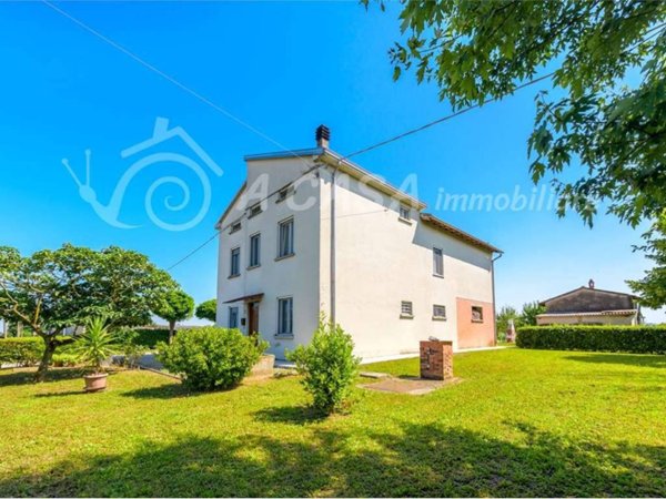 casa indipendente in vendita a Fontanellato